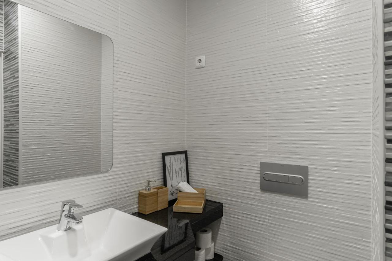 ליסבון Charming Apartment- Authentic Experience In Graca מראה חיצוני תמונה